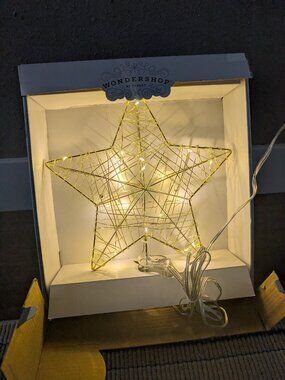 New in Box - Wondershop at Target - LED Lit Star Tree Topper - Warm White Bulbs